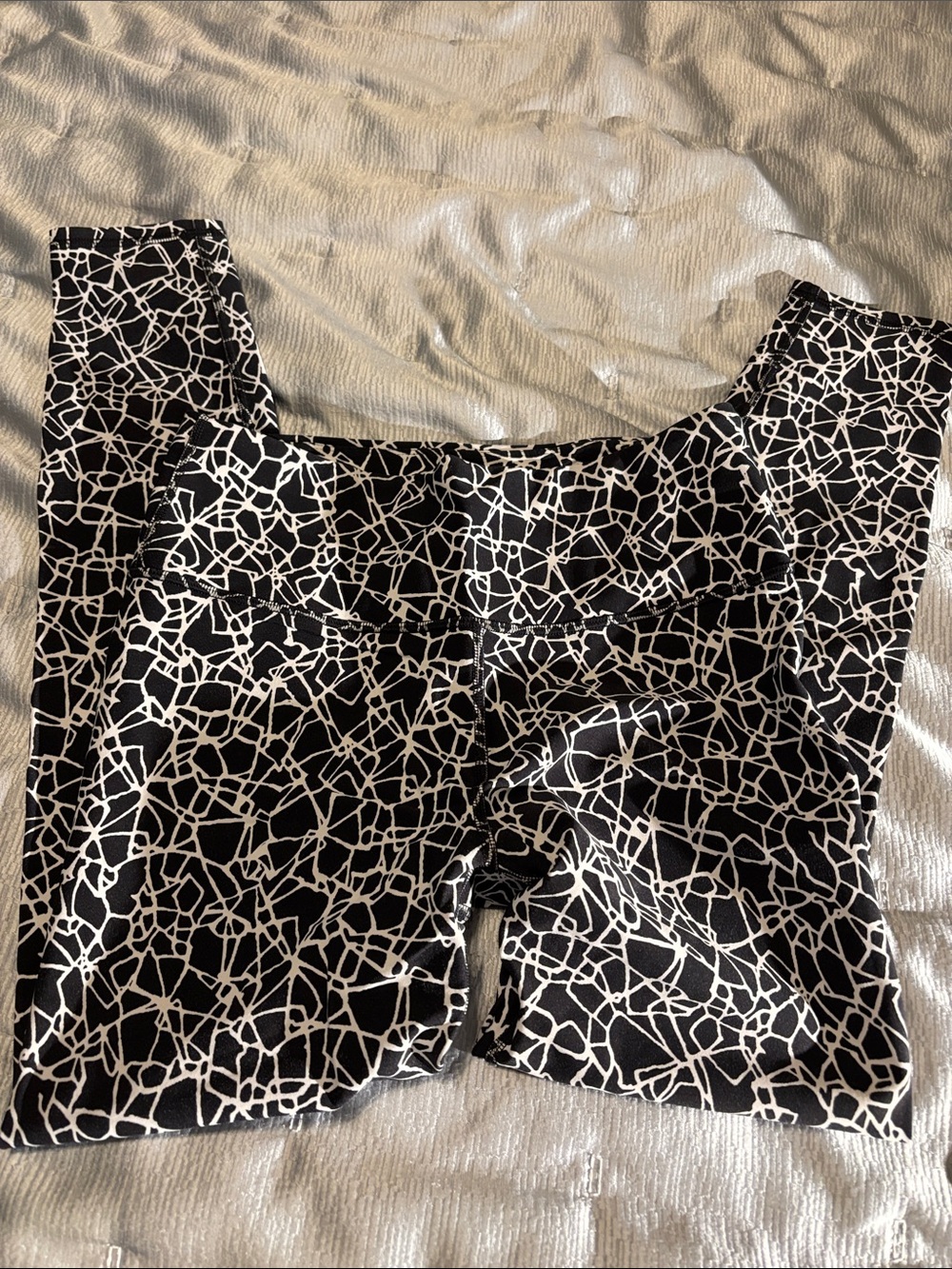 Diane Von Furstenberg for Target Black & White Abstract Leggings, M EUC